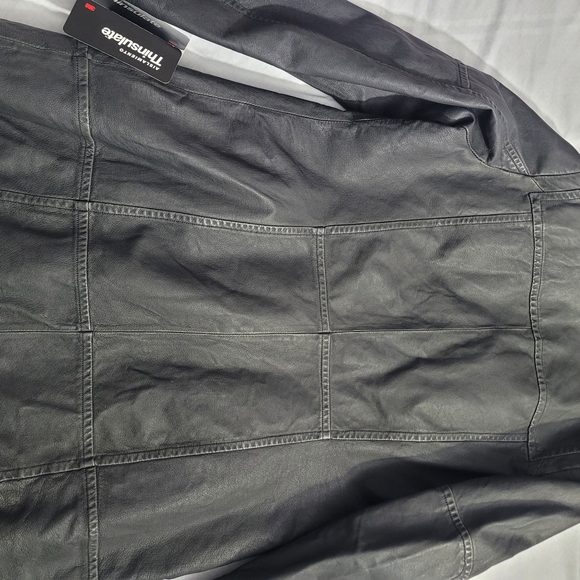 Danier Women's 3/4 Black Hooded Jacket (New) - Picture 7 of 8